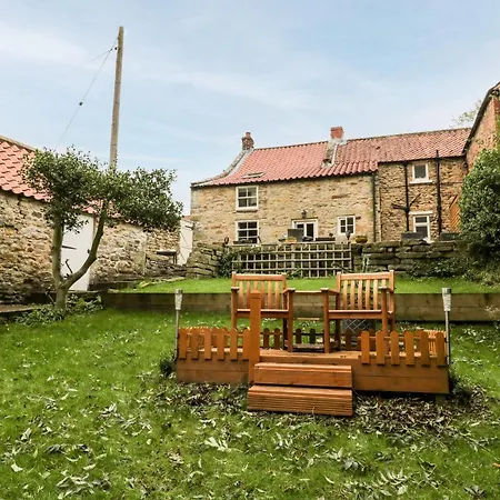 Hollyside Cottage Holiday home