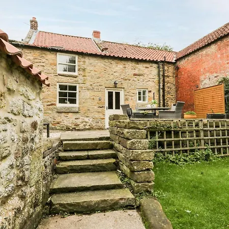 Hollyside Cottage York